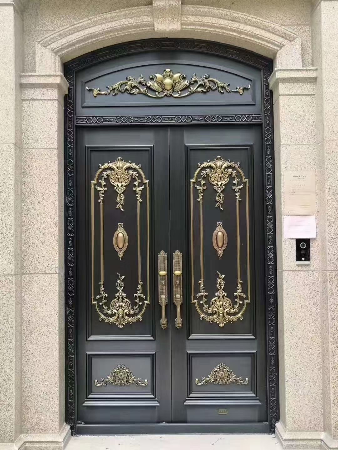 1637819806102913.jpg 1637819806102913.jpg